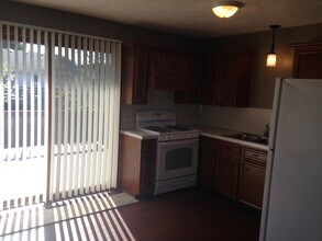 4194 Ivanrest Ave SW in Grandville, MI - Foto de edificio - Building Photo