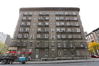 2753-2755 Broadway in New York, NY - Building Photo - Building Photo