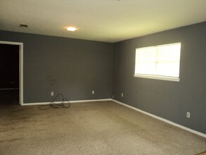 364 N Lhs Dr in Lumberton, TX - Building Photo - Building Photo