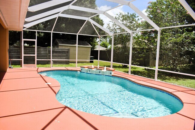 1609 SE Ridgewood St in Port St. Lucie, FL - Building Photo - Building Photo
