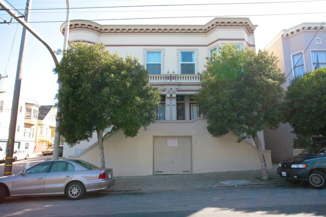 351 30th St in San Francisco, CA - Building Photo - Building Photo