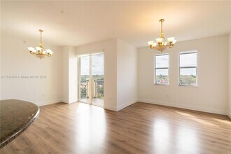 9021 SW 94th St, Unit 603 in Miami, FL - Building Photo - Building Photo