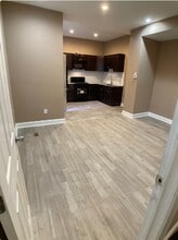 1950 Clarence St, Unit 2 in Philadelphia, PA - Foto de edificio - Building Photo