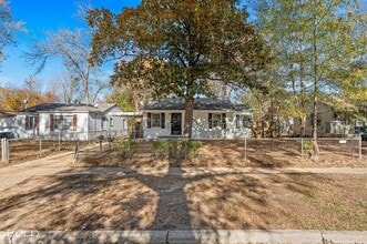 2754 Lakehurst Ave in Shreveport, LA - Building Photo - Building Photo