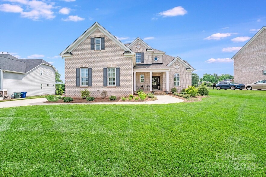 10429 Sable Cap Rd, Unit 0715 in Mint Hill, NC - Building Photo