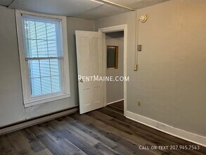 53 Parker St in Brewer, ME - Building Photo - Building Photo