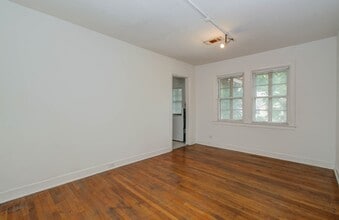 1428 Wentworth St in Houston, TX - Building Photo - Building Photo