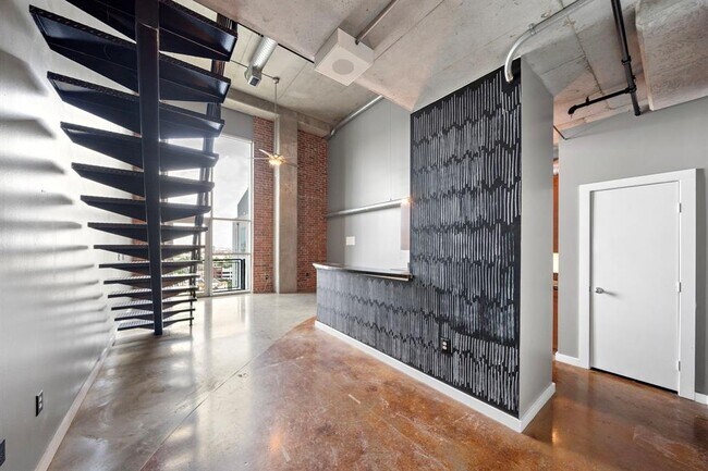property at 2000 Bagby St