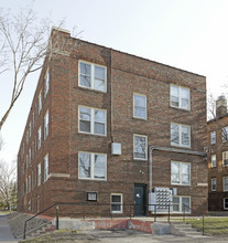 2284 Highland Pky in St. Paul, MN - Foto de edificio - Building Photo