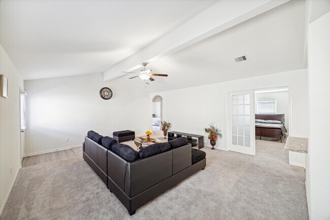 15214 Central Lakes Dr in Humble, TX - Foto de edificio - Building Photo