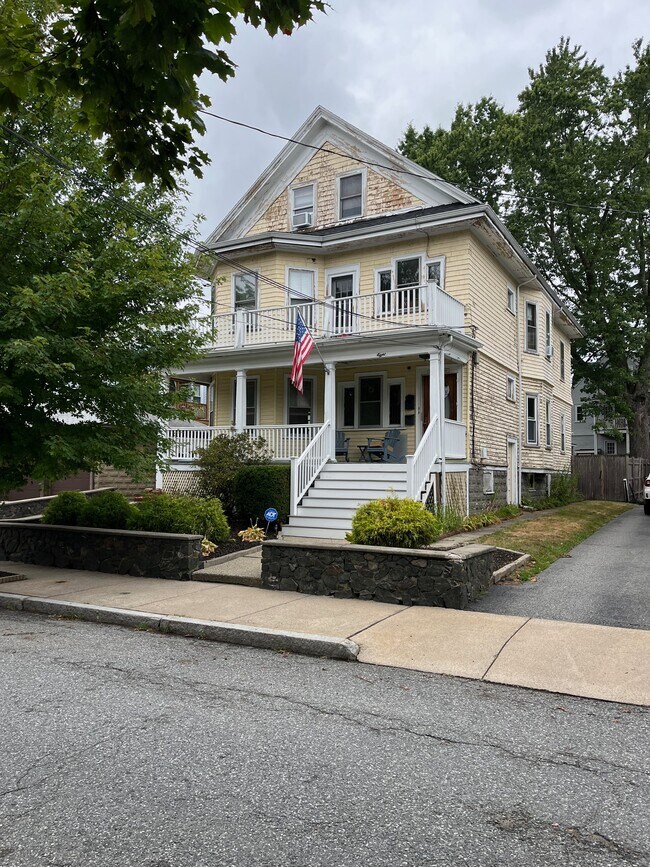 8 Madison St, Unit 1