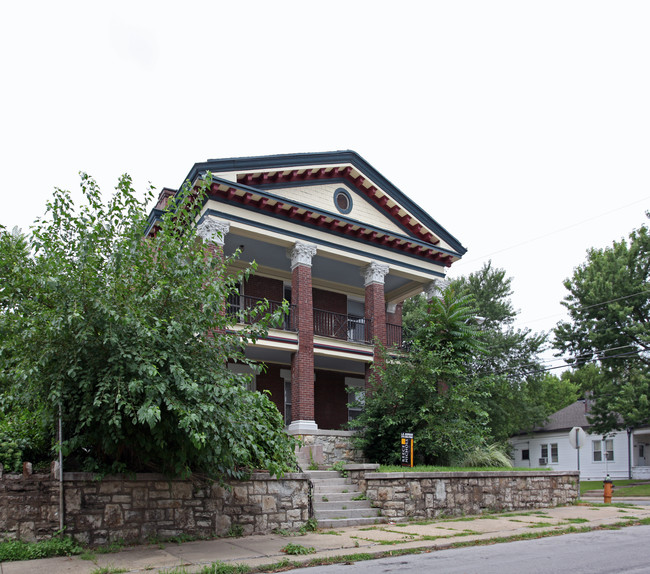 Building 1 in Kansas City, MO - Building Photo - Building Photo