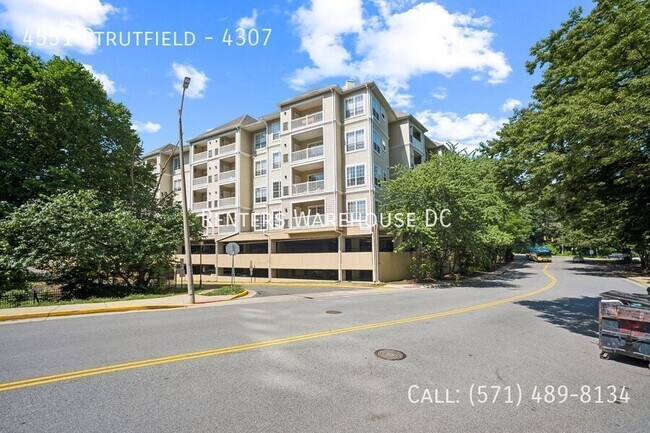 property at 4551 Strutfield Ln
