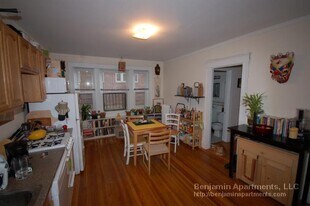 1653 Commonwealth Ave, Unit 6 in Boston, MA - Building Photo