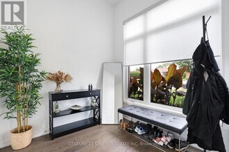 2710 Draper Ave in Ottawa, ON - Building Photo - Building Photo