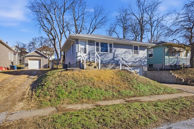 1511 S 24th St in St. Joseph, MO - Building Photo - Building Photo