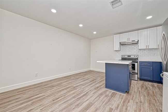 5609 Denmark St in Houston, TX - Building Photo - Building Photo