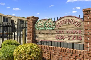 Northwood Apartments in Fort Worth, TX - Building Photo
