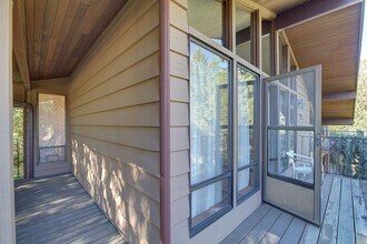 19623 SE 216th St in Maple Valley, WA - Building Photo - Building Photo
