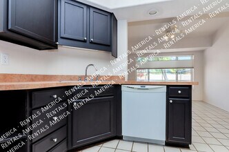 200 S Bonanza Ave in Tucson, AZ - Building Photo - Building Photo