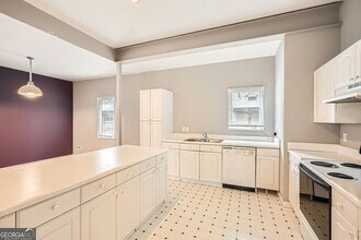 1024 Hemphill Ave NW, Unit A in Atlanta, GA - Building Photo - Building Photo