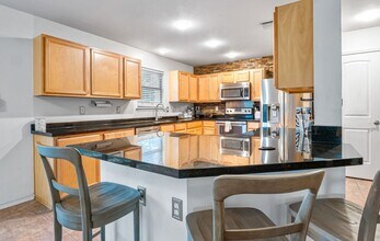 8936 Milton Lease Dr in Austin, TX - Building Photo - Building Photo