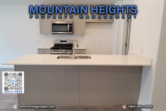 404 N Buoy Ln in Saratoga Springs, UT - Building Photo - Building Photo