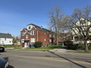 561 Ontario St in Buffalo, NY - Building Photo - Building Photo