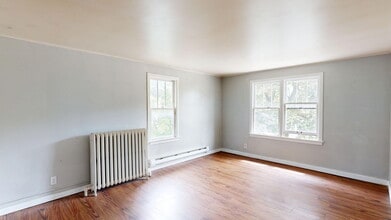 602 Townsend St, Unit 1 in Midland, MI - Building Photo - Building Photo