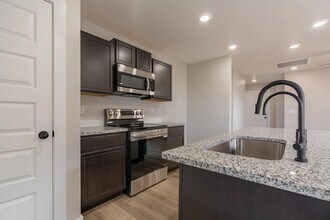 7221 37th St in Lubbock, TX - Building Photo - Building Photo