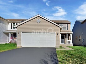 2572 Edencreek Ln in Columbus, OH - Building Photo