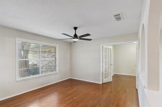 105 Wisteria Ct in Terrell, TX - Building Photo - Building Photo