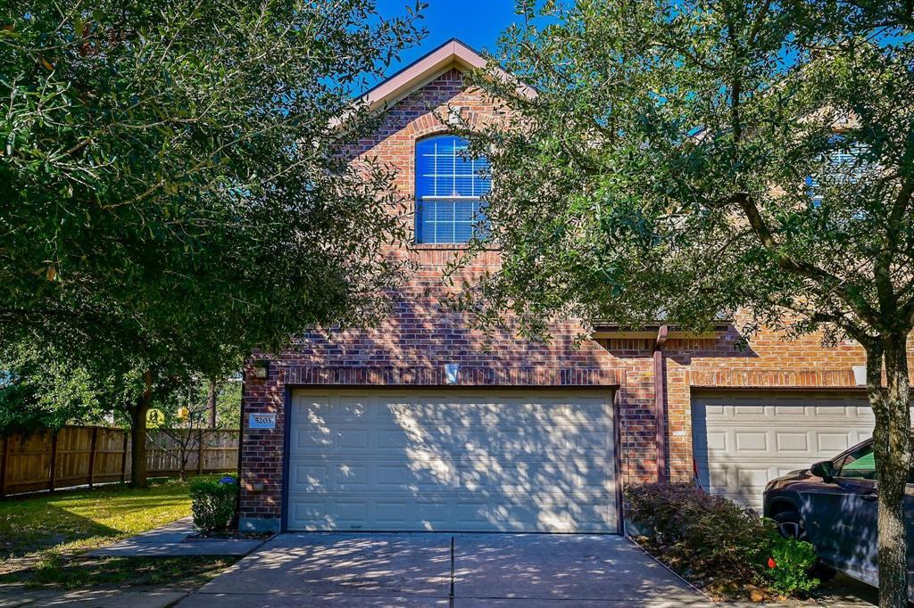 5203 Brinkman Ct in Houston, TX - Building Photo