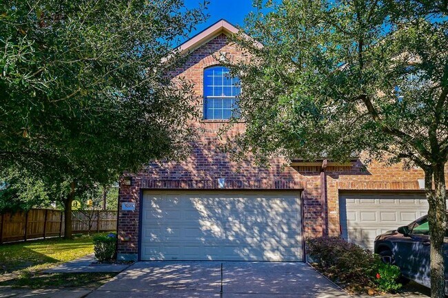 5203 Brinkman Ct
