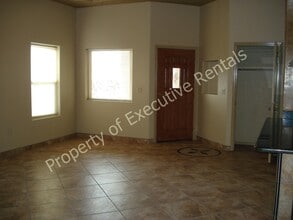 4206 Tres Ninos Dr in Las Cruces, NM - Building Photo - Building Photo