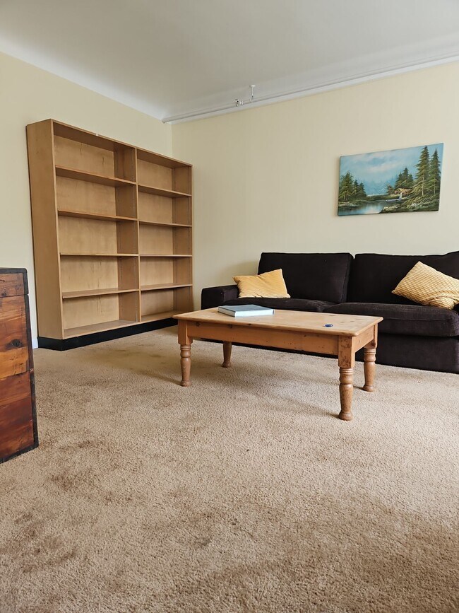 Laurelwood Short-Stays in Gaston, OR - Building Photo - Building Photo