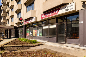 Résidence Mont-Carmel in Montréal, QC - Building Photo - Building Photo