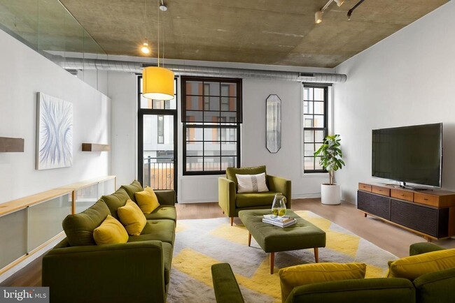 property at 112 N 2nd St