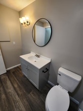 201 Rose Ln St SW in North Canton, OH - Building Photo - Building Photo