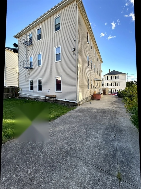 62 Pitman St in Fall River, MA - Building Photo - Building Photo