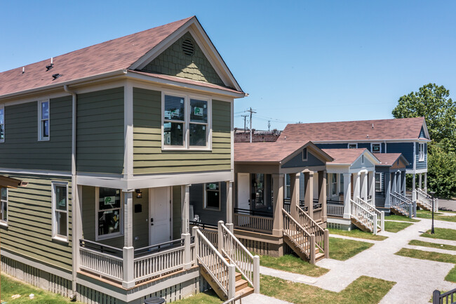 Malone Park Commons in Memphis, TN - Building Photo - Primary Photo