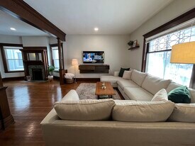 166 Blaine Ave, Unit Lower in Buffalo, NY - Building Photo