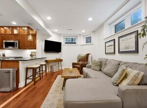 703 W Wellington Ave in Chicago, IL - Building Photo - Building Photo
