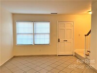 1228 Archdale Dr-Unit -D in Charlotte, NC - Building Photo - Building Photo