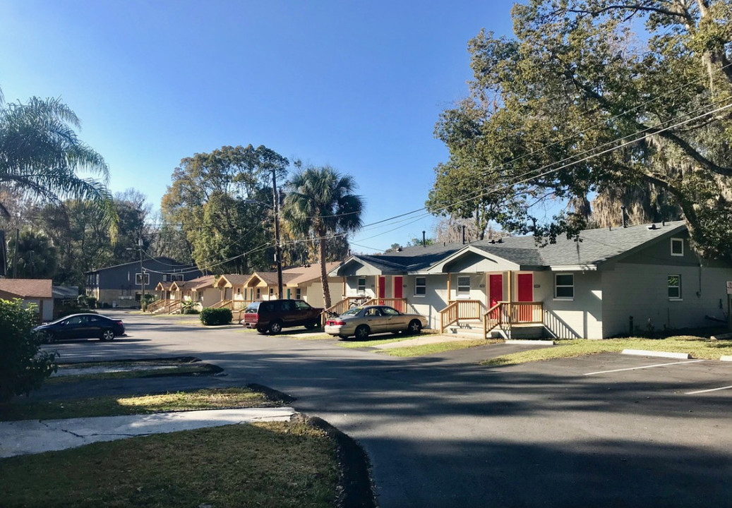 South West Cottages in Gainesville, FL - Foto de edificio