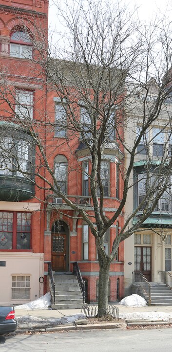 46 Willett St in Albany, NY - Foto de edificio