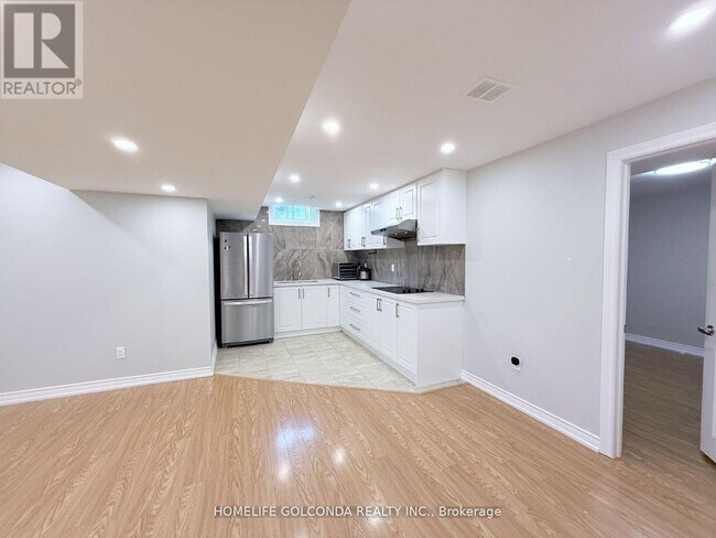 166 Hillcroft Dr in Markham, ON - Building Photo - Building Photo