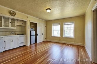 20 NW 16th Ave in Portland, OR - Building Photo - Building Photo