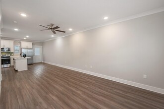 157 N Sand Palm Rd in Freeport, FL - Foto de edificio - Building Photo