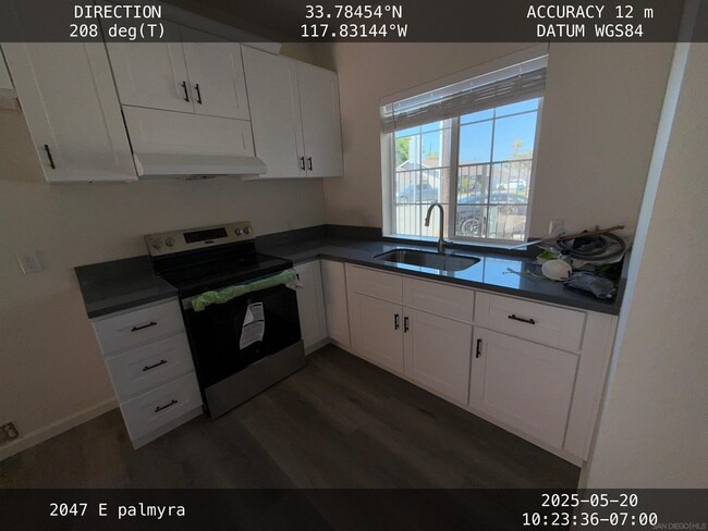 2049 E Palmyra Ave in Orange, CA - Building Photo - Building Photo